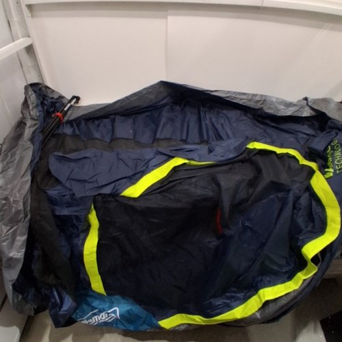 COLEMAN CAMPING TENT DARKROOM SKYDOME TENT - 4-PERSON - BLUE image 6