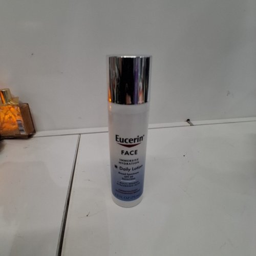 EUCERIN FACE IMMERSIVE HYDRATION DAILY LOTION WITH SUNSCREEN - SPF 30 - 75ML image 2