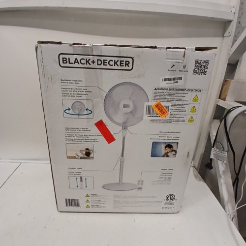 BLACK & DECKER 16" STANDING FAN MULTI-DIRECTIONAL (WHITE) (BFSR16W) image 5