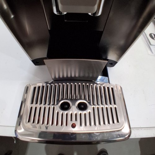 PHILIPS LATTEGO 5500 SERIES FULLY AUTOMATIC ESPRESSO MACHINE WITH BUILT-IN GRINDER - GREY CHROME (MODEL: EP5544/90) image 6