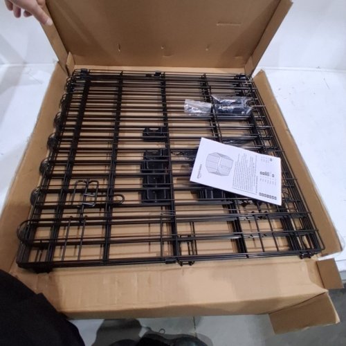 AMAZON BASICS FOLDABLE OCTAGONAL 8-PANEL DOG EXERCISE PEN - 24" X 24" EACH PANEL - BLACK (MODEL: ‎B07584TRXX) image 2