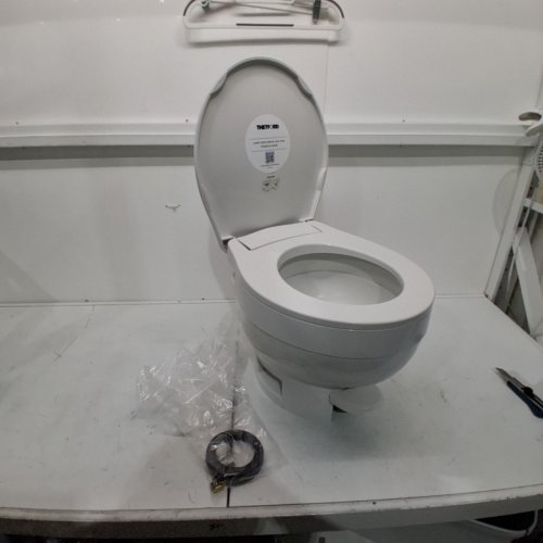 THETFORD AQUA-MAGIC VI FOOT FLUSH WATER SAVER RV TOILET - FLUSH WHITE - (MODEL: 31833) image 2