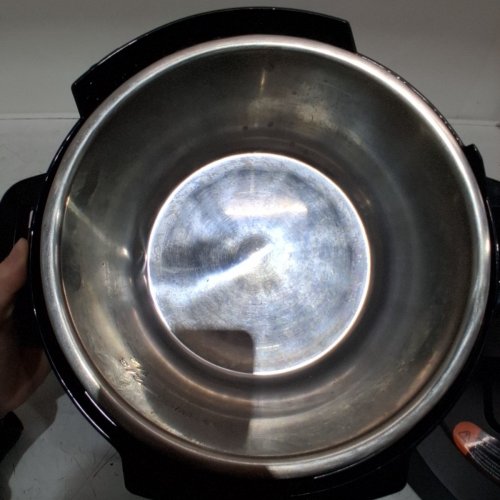 INSTANT POT 7 IN 1 RIO MULTICOOKER - 4QT - 800W - 120V - BLACK (MODEL: RIPC41-BK) image 5