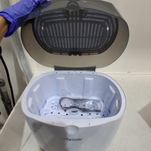 DR BROWNS DELUXE BOTTLE STERILIZER, STERILIZE 6 BOTTLES PER CYCLE, WHITE/GREY (MODEL:AC045) image 4