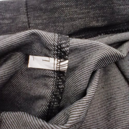 WOMENS CAPRI PANTS WITH POCKETS - LARGE- HEATHERED BLACK image 2