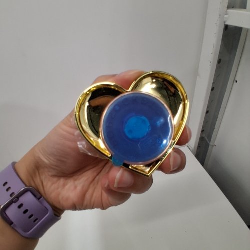 POPSOCKETS ADHESIVE PHONE GRIP AND STAND WITH SWAPPABLE TOP - HEART OF GOLD image 2