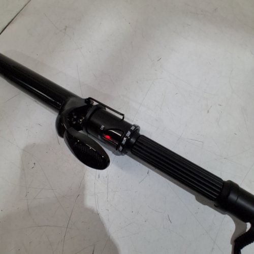 BABYLISSPRO CERAMIX XTREME CERAMIC EXTRA LONG CURLING IRON - 1 1/4" - BLACK (MODEL: BABC125XLSC) image 2
