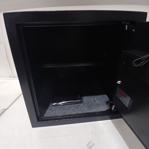 ELECTRONIC SAFE - 14" X 14" X 13" - BLACK image 5
