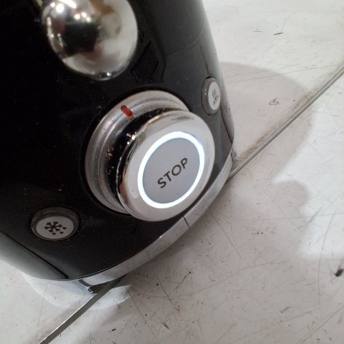 SMEG 50'S RETRO STYLE 2-SLICE TOASTER - BLACK (MODEL: TSF01BLUS) image 2