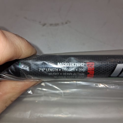 2PC RAPALA MAGNUM MUSKY TRIGGER CASTING ROD WITH A LINE RATING OF 30 TO 65LBS - 7FT 6" - BLACK/CORK (MODEL: MG20TR76H2) image 2