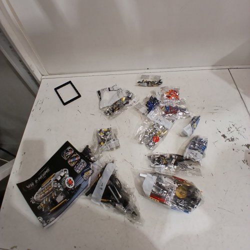 703PC V8 ENGINE BUILDING BLOCK SET - (MODEL: YC364) image 3