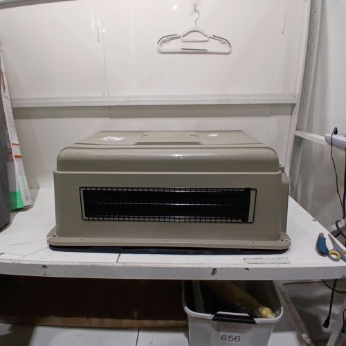 PET KENNEL - 40" X 27" X 16" - GRAY image 5