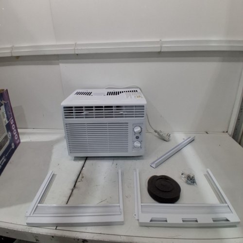 GE APPLIANCES MECHANICAL ROOM AIR CONDITIONER FOR SMALL ROOMS - 5000BTU - 150SQ. FT. (MODEL: AWAS05BWFC) image 3