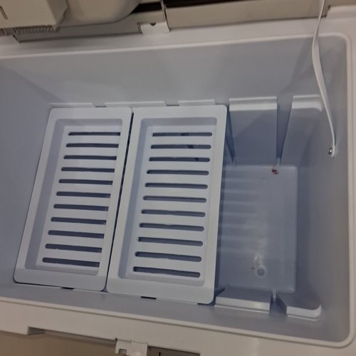 KOOLATRON WHEELED 12V ELECTRIC COOLER/WARMER, 31L - GREY image 4