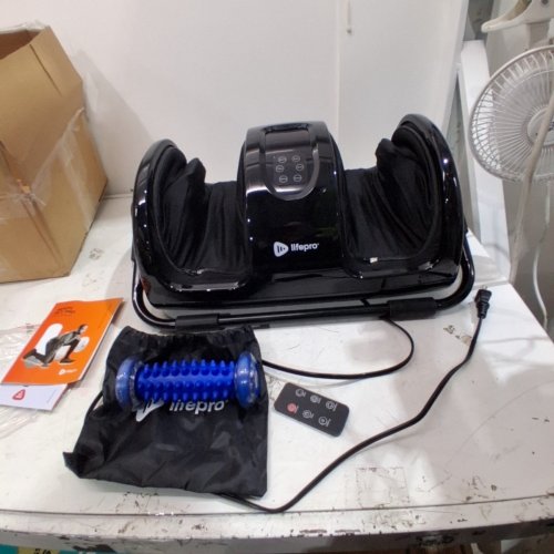 LIFEPRO SHIATSU KNEADING AND ROLLING MASSAGER WITH REMOTE - BLACK (MODEL: CA-LP-RLXTX-BLK) image 3