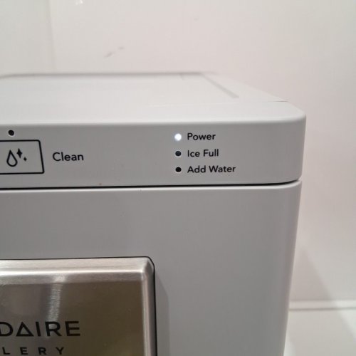 FRIGIDAIRE GALLERY COUNTERTOP CRUNCHY CHEWABLE NUGGET ICE MAKER WITH STAINLESS STEEL TRIM & AUTO SELF-CLEANING FUNCTION - 33 LBS - GREY - (MODEL: EFIC220-GREY-6COM) image 2