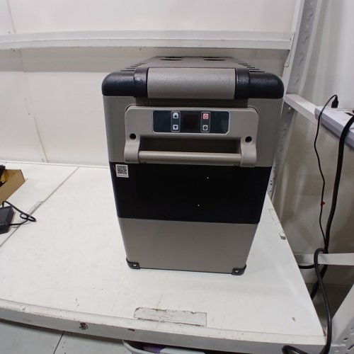 EUHOMY 12V PORTABLE COOLER/FREEZER FOR CAMPING OR HOME WITH APP CONTROL - 59QT -4F~68F - BLACK & GREY (MODEL: CF-55) image 5