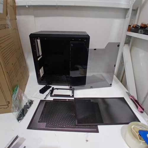 COOLER MASTER MASTERBOX Q300L MATX TOWER W/MAGNETIC DESIGN DUST FILTER, TRANSPARENT ACRYLIC SIDE PANEL, ADJUSTABLE I/O (MODEL: ‎MCB-Q300L-KANN-S00) image 2