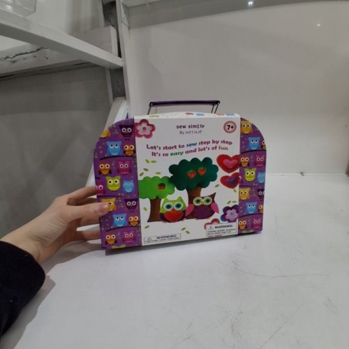 SEW SIMPLY BY ARTIKA CHILDREN'S BEGINNER SEWING KIT image 2