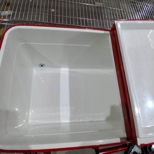VEVOR ROLLING ICE CHEST HOLDS UP TO 50 BOTTLES - 80QT - RED (MODEL: DR120201) image 6