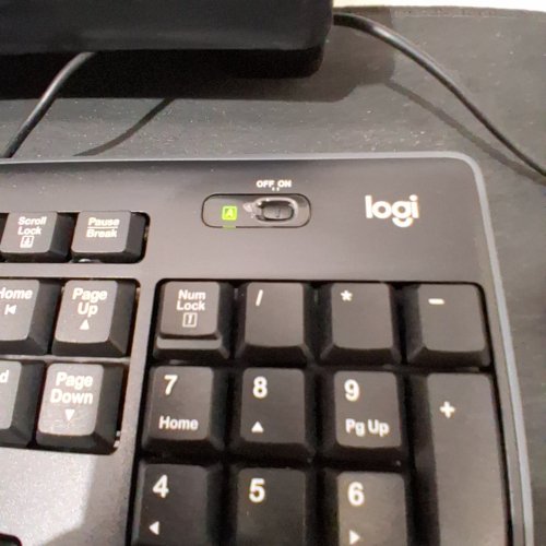 LOGITECH FULL-SIZE WIRELESS KEYBOARD AND MOUSE COMBO - BLACK (MODEL: MK270) image 3