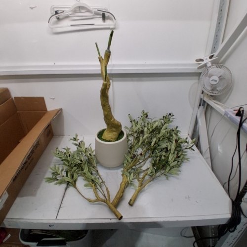 REALEAD ARTIFICIAL FAUX POTTED OLIVE TREE WITH BRANCHES AND FRUITS - 5FT (MODEL: REJTGLSXP-5FT) image 2