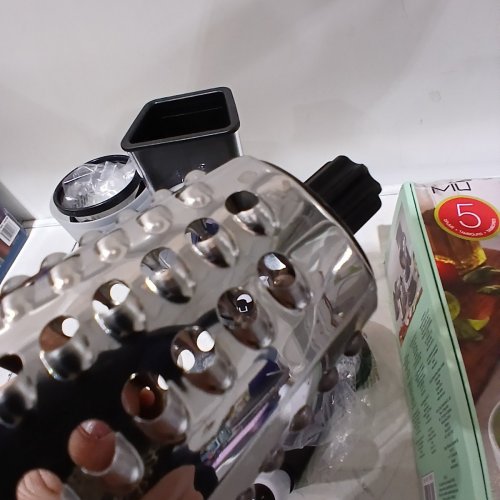7PC MIU ROTARY FOOD GRATER WITH ATTACHMENTS - BLACK/SILVER (MODEL : 1796155) image 3