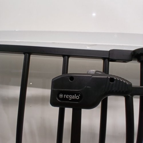 REGALO HOME ACCENTS WIDESPAN BABY GATE - 28" TALL, FITS OPENINGS 56-74.5" - BLACK (MODEL: 1176 B DS) image 3