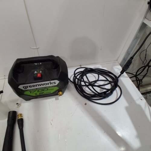 GREENWORKS COLD WATER ELECTRIC PRESSURE WASHER - 1700 PSI - 1.2GPM - 13 AMP - GREEN (MODEL: GPW1704) image 2