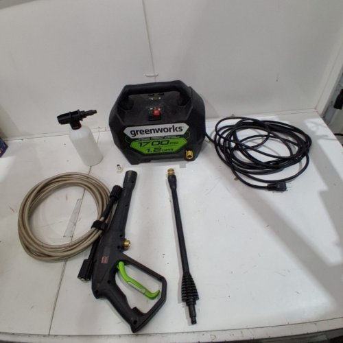 GREENWORKS COLD WATER ELECTRIC PRESSURE WASHER - 1700 PSI - 1.2GPM - 13 AMP - GREEN (MODEL: GPW1704) image 3