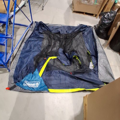 COLEMAN 4 PERSON DARK ROOM SKYDOME TENT image 2