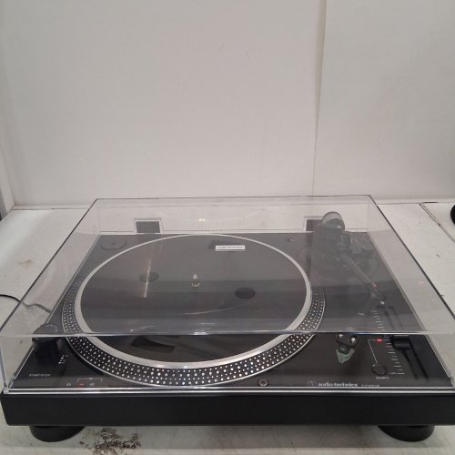 AUDIO-TECHNICA FULLY MANUAL DIRECT-DRIVE ANALOG AND USB TURNTABLE WITH 3 SPEEDS, ANTI-SKATE, AND VARIABLE PITCH CONTROL- BLACK (MODEL: AT-LP120XBT-USB ) image 4