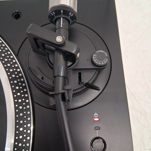 AUDIO-TECHNICA FULLY MANUAL DIRECT-DRIVE ANALOG AND USB TURNTABLE WITH 3 SPEEDS, ANTI-SKATE, AND VARIABLE PITCH CONTROL- BLACK (MODEL: AT-LP120XBT-USB ) image 6