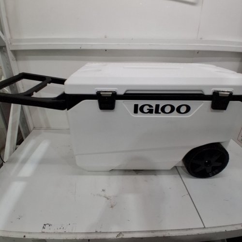 IGLOO MAXCOLD LATITUDE FLIP AND TOW WHEELED COOLER - 90QT/85L- WHITE (MODEL:4905551) image 2