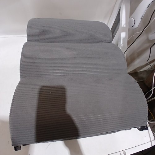 VEEHOO FOLDABLE DOG RAMP WITH NON SLIP PAD AND METAL FRAME - 17" X 48" - 130 LBS MAX - GREY (MODEL: CWPT2525CP) image 3