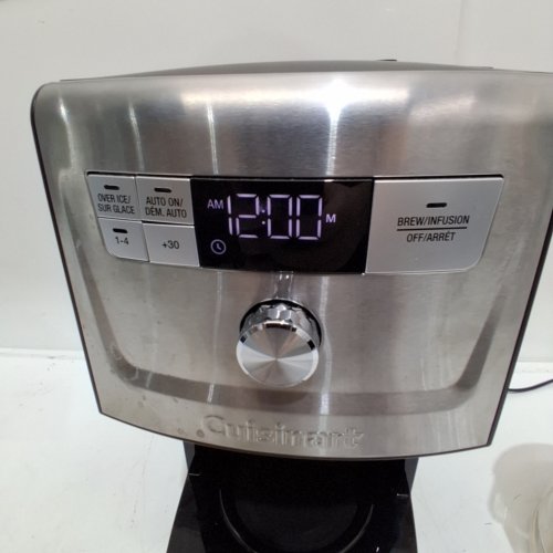 CUISINART PERFECTEMP 14-CUP PROGRAMMABLE COFFEE MAKER WITH OVER ICE - BLACK/STAINLESS STEEL (MODEL: CBC-9000PCC) image 2