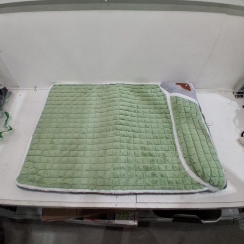 KIMPETS PLUSH PET NEST BED- 3XL (28" X 38"X2") - GREEN image 2