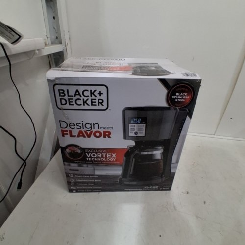 BLACK + DECKERPROGRAMMABLE COFFEE MAKER- 12-CUP CAP - BLACK STAINLESS STEEL- (MODEL:CM1331BSC) image 5