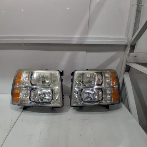2PK HEADLIGHT ASSEMBLY SET - FOR CHEVY SILVERADO MODELS - (MODEL:25833678/25833679) image 2