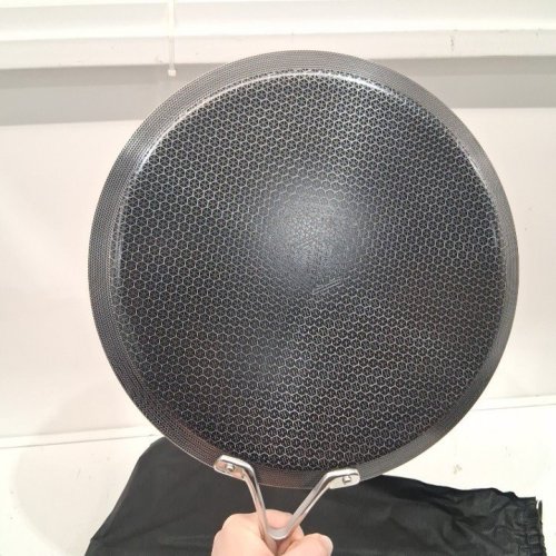 HEXCLAD HYBRID COOKWARE NONSTICK GRIDDLE PAN - 12" (MODEL: 1773847) image 3