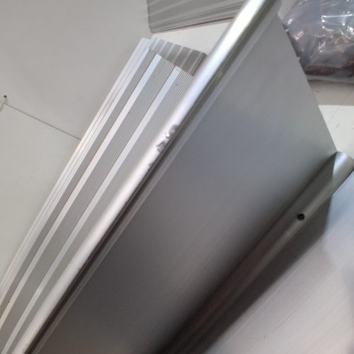 VEVOR ALUMINUM THRESHOLD RAMP 6" - 800 LBS - SILVER - (MODEL: SNPTV0) image 4