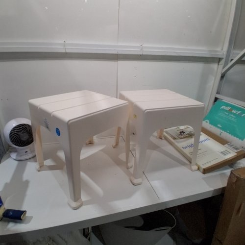 2PK ROOM ESSENTIALS RESIN PATIO ACCENT TABLE - CREAM (MODEL: 009-02-5197) image 2