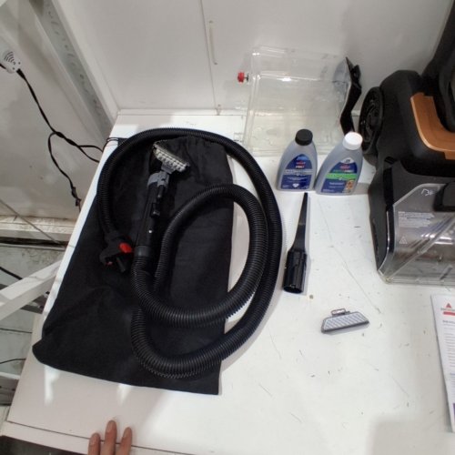 BISSELL REVOLUTION HYDROSTEAM CARPET CLEANER - 1GAL - 20FT CORD - BLACK/COPPER (MODEL: 4123B) image 4