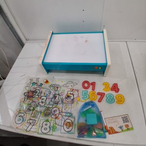 71PC B. TOYS LOOK & SHINE EDUCATIONAL LIGHT BOX PLAYSET - BLUE/WHITE (MODEL: BX2604Z) image 3