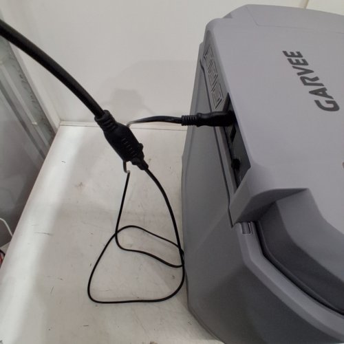 GARVEE PORTABLE ELECTRIC COOLER & WARMER CAR REFRIDGERATOR - 33L - GREY (MODEL: CBP-33L-A) image 2