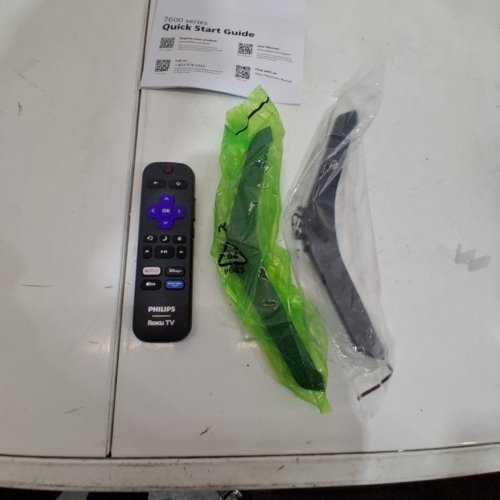 PHILIPS 7600 SERIES FULL HD QLED ROKU TV - 32" - BLACK - (MODEL: 32PQF7676/F6) image 10