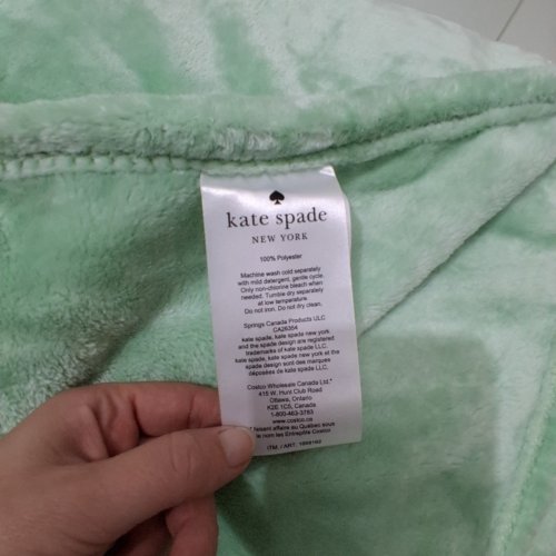 KATE SPADE PLUSH THROW BLANKET - 60" X 70" - MINT GREEN (MODEL: 1859162) image 3