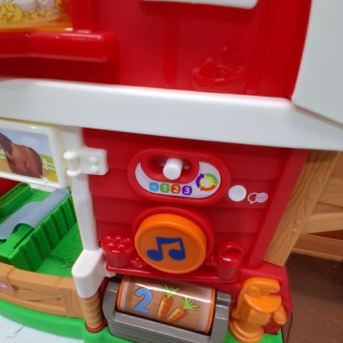 FISHER-PRICE LITTLE PEOPLE ANIMAL FARM PLAYSET - MULTICOLOR image 2