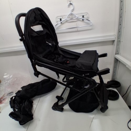 DRBASH SLEEK COMPACT FOLD BABY STROLLER - BLACK (MODEL: 309) image 4
