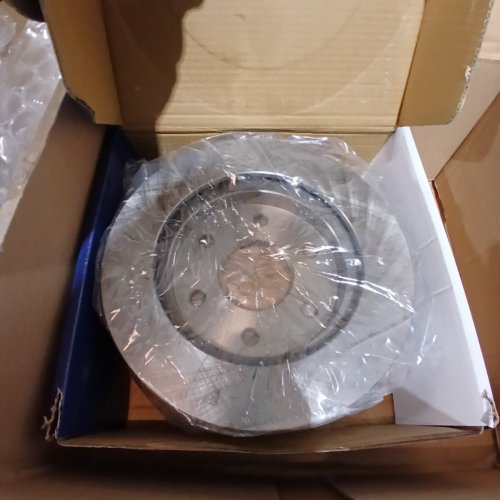 DETROIT AXLE FRONT BRAKE KIT WITH BRAKE PADS- FOR CHEVY GMC SILVERADO- (MODEL:R-55054BK) image 2